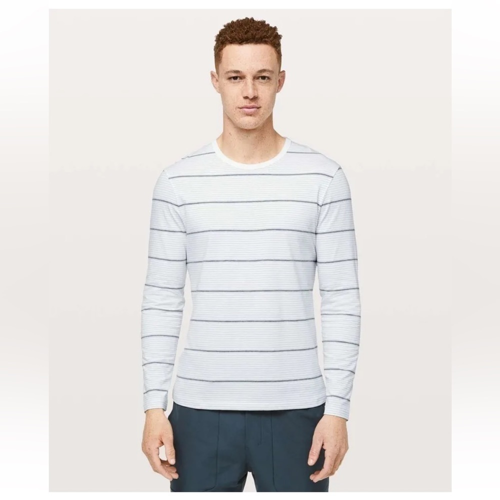 EUC - Lululemon 5 Year Basic LS Tee - White/Heathered Gray/Blue Cast - size 2XL